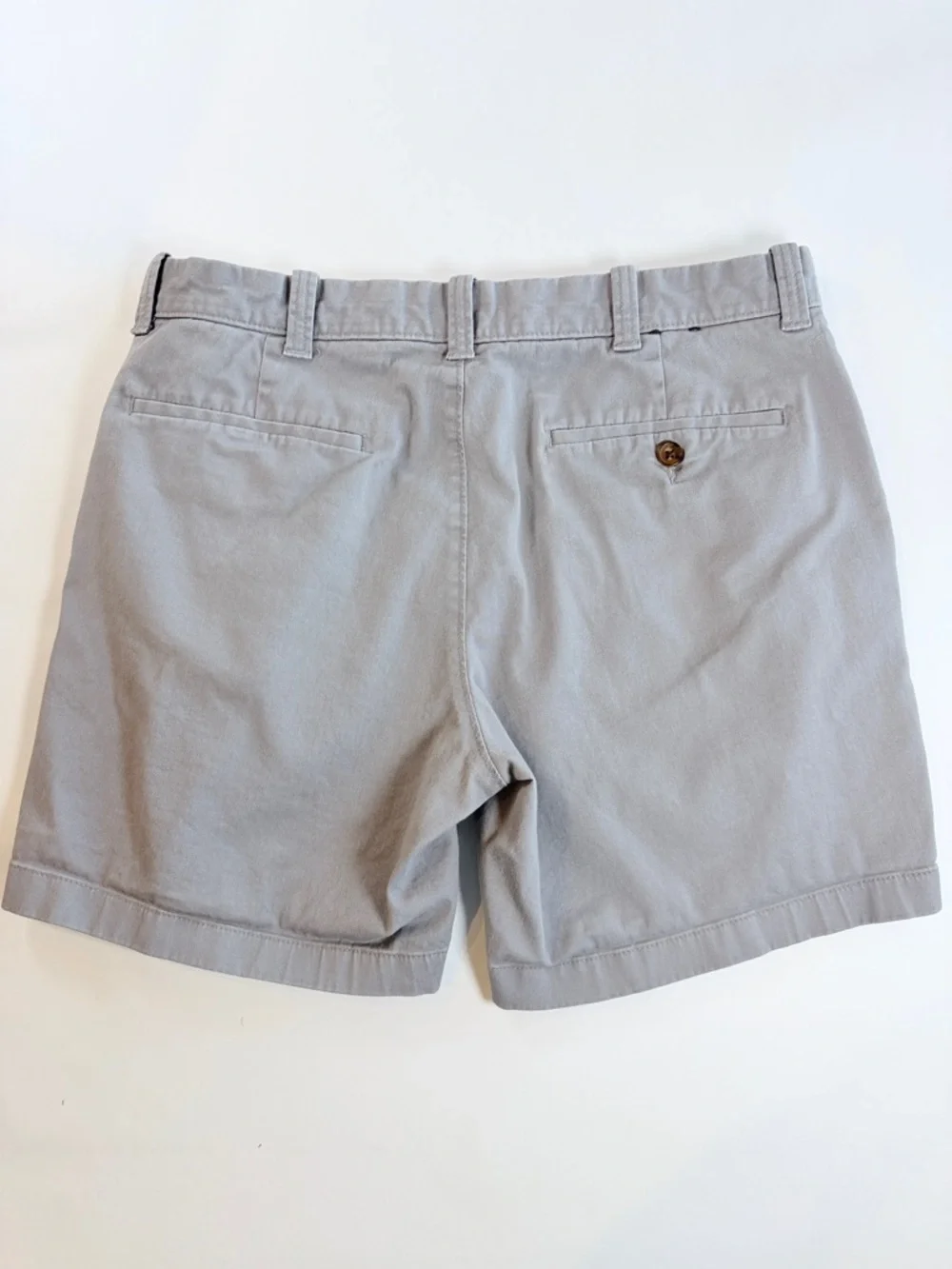 J. Crew Light Gray Flat Front Chino Cotton Shorts Mens Size 33‎